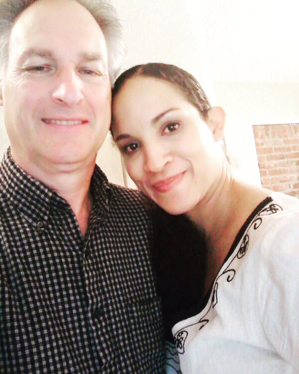 DianaraGold's tweet photo. With the maestro himself:JayDee Miller! What a blessing! #originalrecording #musicislife https://t.co/bQg4IOBFcr