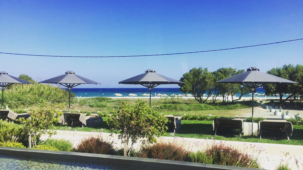 Breakfast with a view.....🍴☀️