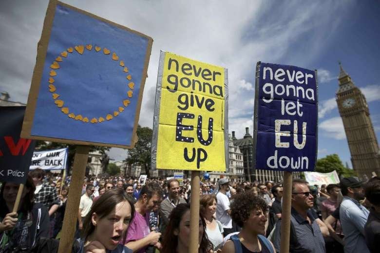 MJ_Abbott's tweet photo. The best picture from yesterday's #EUProtest #MarchForEurope https://t.co/WDwK279jvn