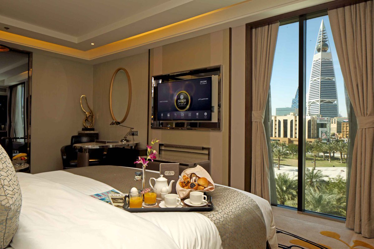 brairahotels's tweet photo. تجربة #ضيافة فريدة بفندق بريرا #العليا المكان المثالى للإقامة بالرياض 
#فنادق_فاخرة 
#الرياض
920000555 https://t.co/W5qtcrmwtP