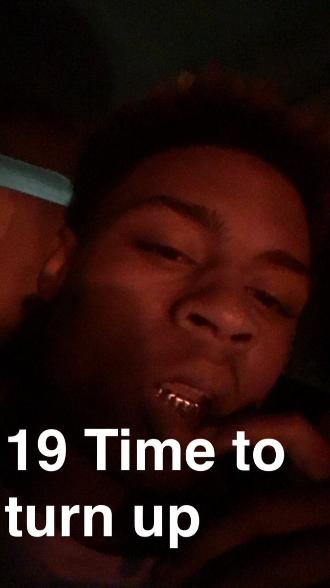 KELGUCCII's tweet image. I'm 19 😈#littyaf