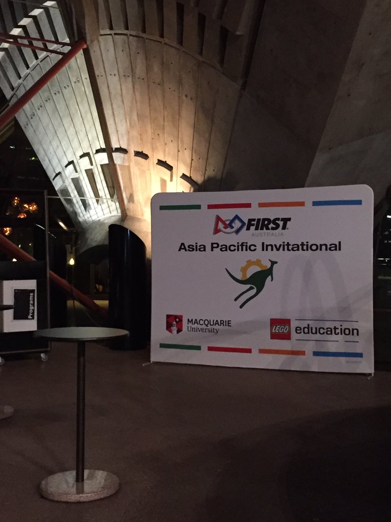 Robot makers unite at Sydney Opera House &amp; <a href="/Macquarie_Uni/">Macquarie University</a> for Asia Pacific Open. Tune in: youtu.be/_6dA4d3oQ7Y