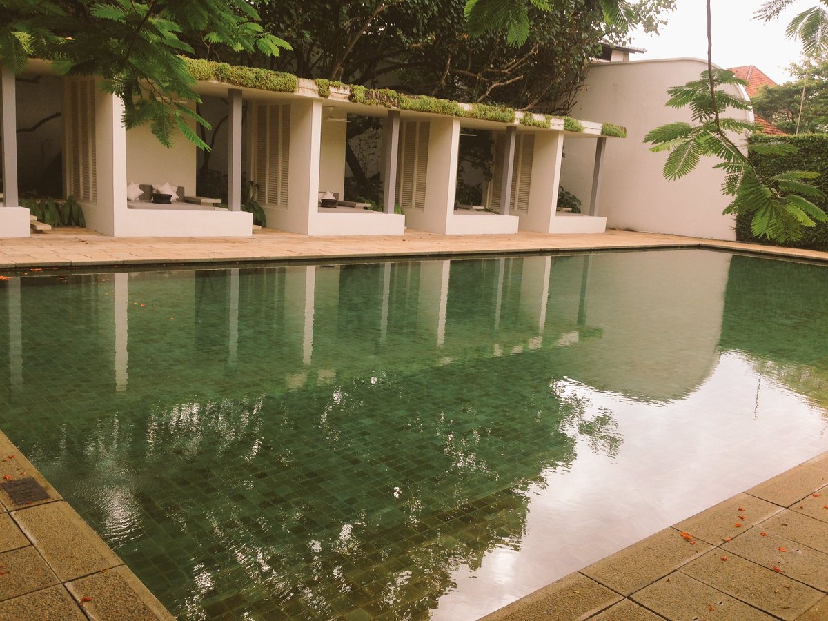 JonathanB_ER's tweet photo. This place is fabulous @Amanresorts #amangalle #fort #SriLanka #history #luxury https://t.co/67Nw5jqTJC