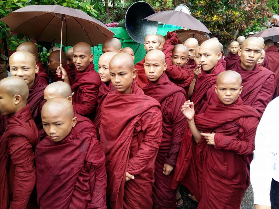 alaa05559's tweet photo. @the_erc #Rakhine extremists group renew anti-Rohingya protest
@Aungaungsittwe @JamilaHanan @drkhubybe @zahed_nl https://t.co/CWBbMPALSQ
