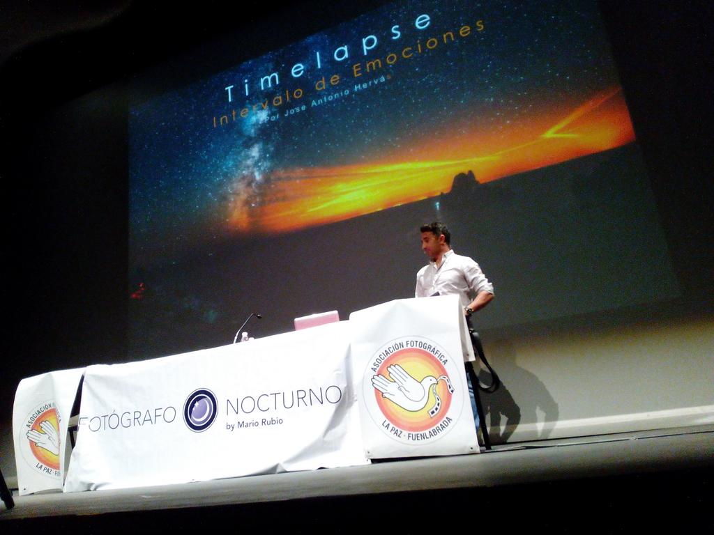 luisjdelafuente's tweet photo. Grande no, gigante @JoseHervasMora con su ponencia en #iNightFuenlabrada. Empieza fuerte el @Congreso_iNight https://t.co/MLOmNQw0aT