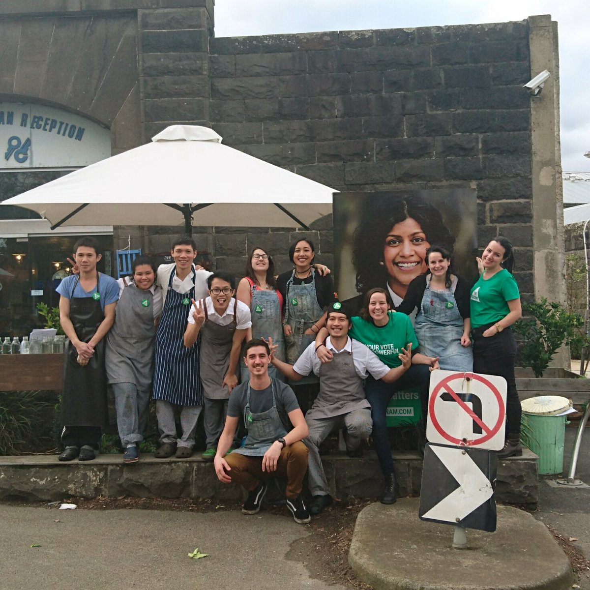 The fam standing behind <a href="/SamanthaRatnam/">Samantha Ratnam</a> yesterday. Wills got the biggest swing in Australia. Well done! #ausvotes