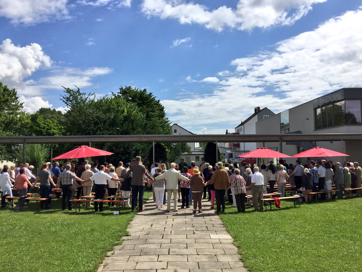 HerzJesuIN's tweet photo. Danke an unsere @JugendHerzJesu für den heutigen OpenAir #Jugendgottesdienst "Sendung - unterwegs sein" https://t.co/Xk1guWYktq