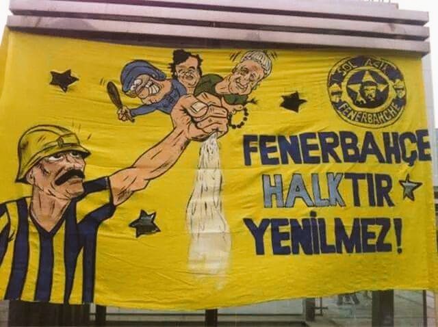 "Sen sokakta oyna, biz kaldırımdan destekleriz."
Fenerbahçe Halktır Yenilmez....#3TemmuzudaUnutmadık
