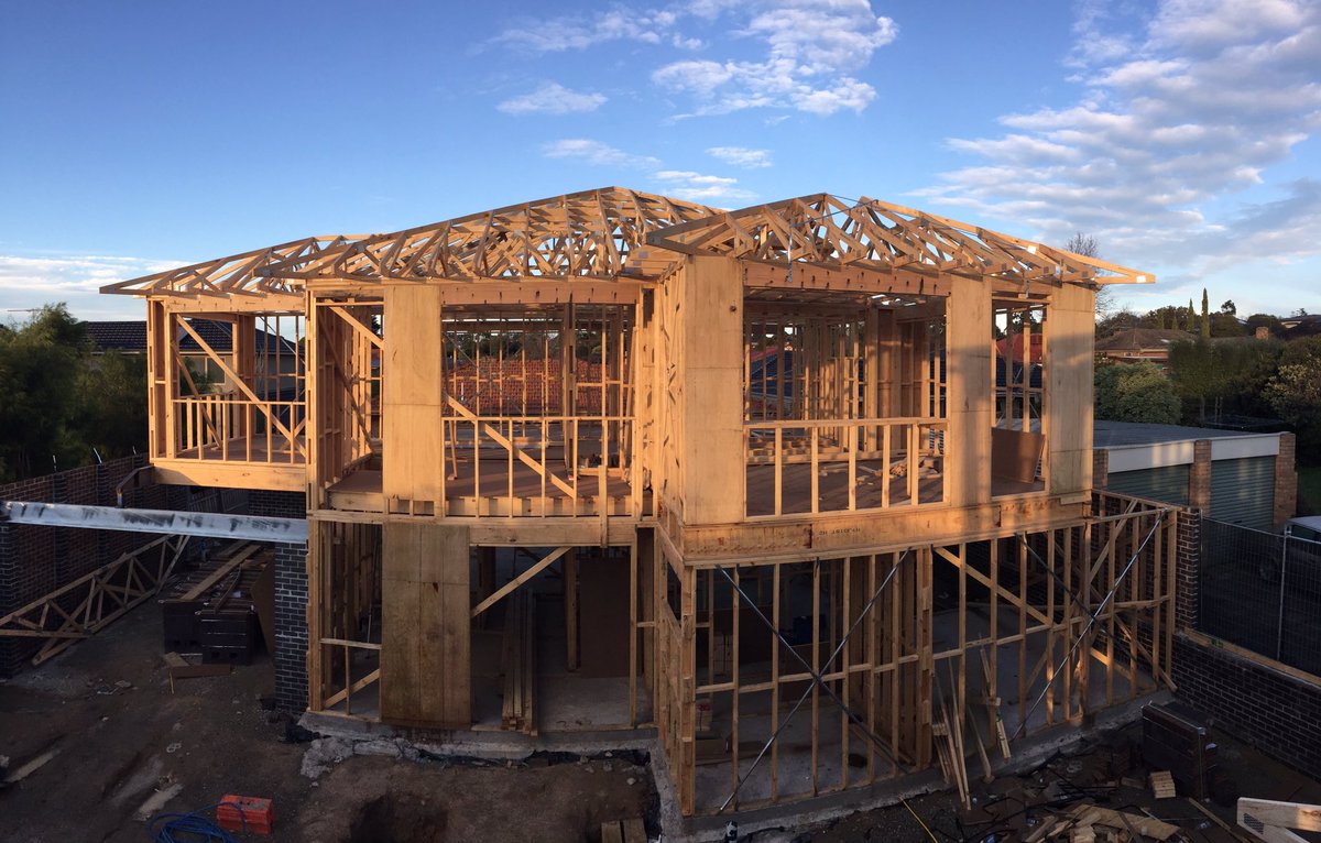 LockUpBuilders's tweet photo. Long time no tweet!! Here's our frame stage work underway in Mount Waverley #MasterBuilder #BuilderLife https://t.co/SpBh1FM0j4