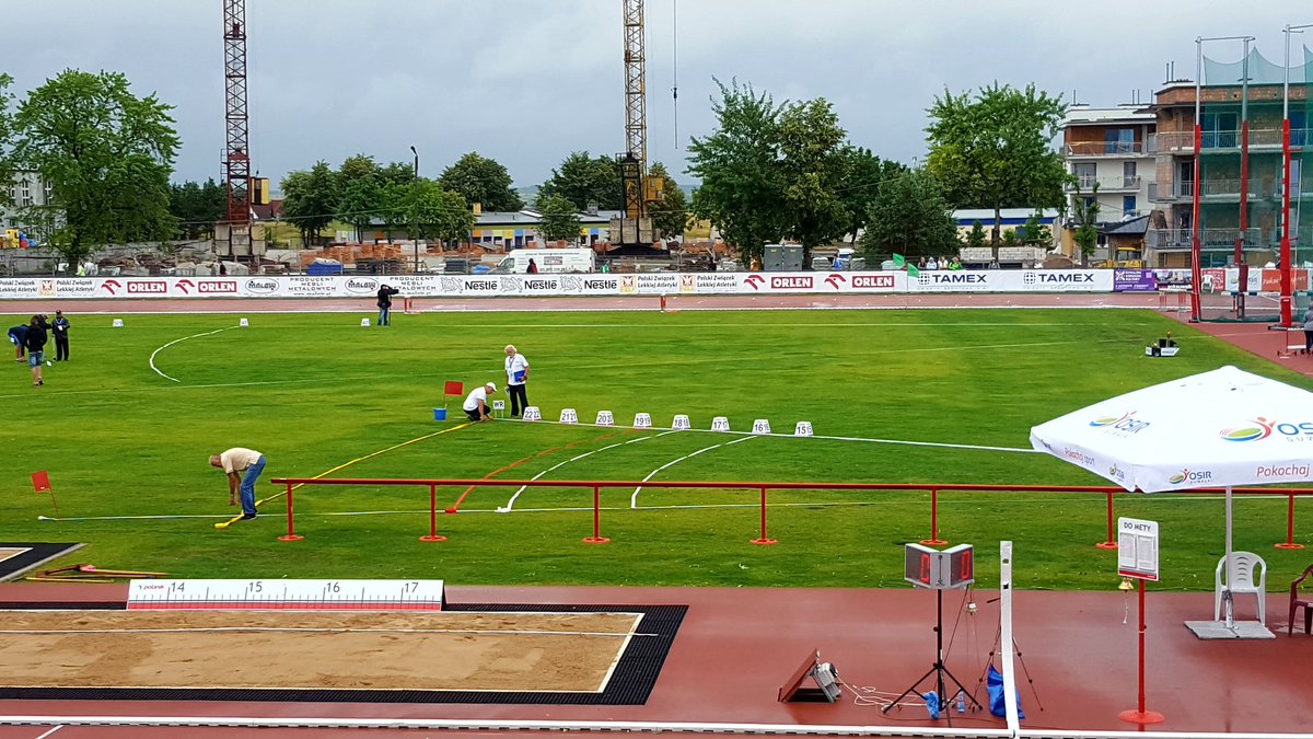 selicjaa's tweet photo. Specjalnie dla @k_bukowiecki rekord świata jun. Gilla 23,00 oznaczony.Czy to TEN dzień?;) @PZLANews #mpj2016 #70mpj https://t.co/M8NUJZBjex