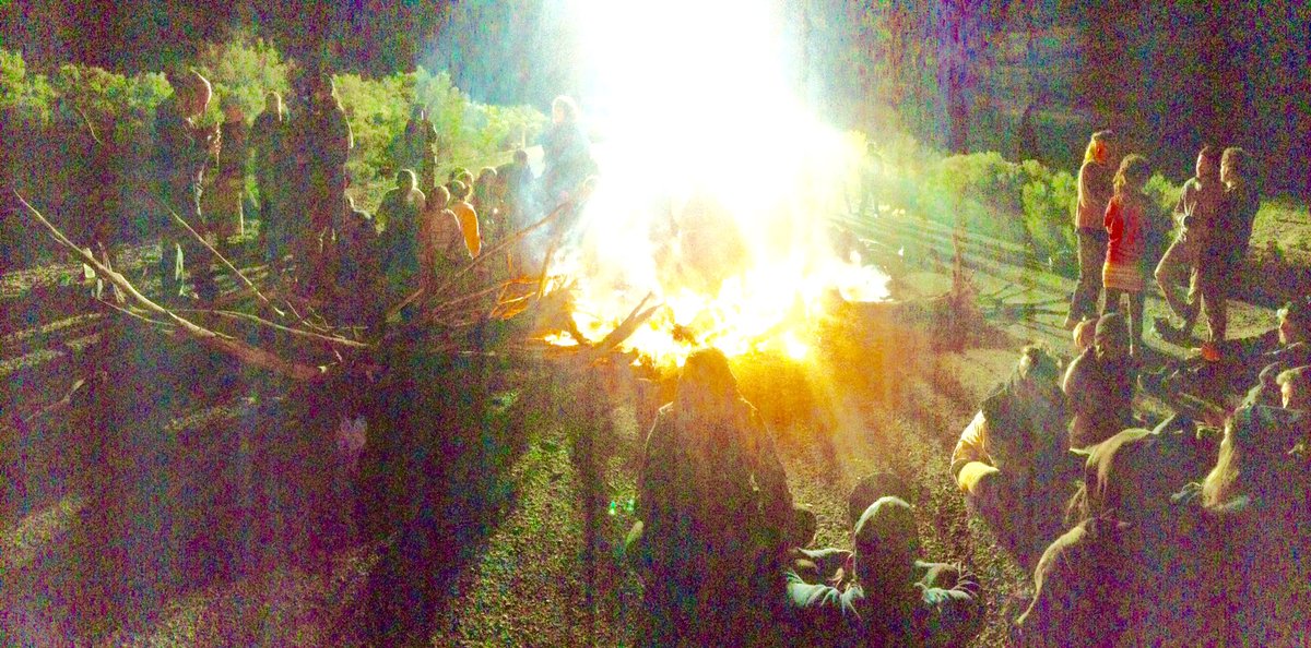 LizardsRevenge's tweet photo. The fire burning bright across the access rd to @bhpbilliton Olympic Dam uranium mine after 14 hrs #LizardBitesBack https://t.co/7XGTohzd63