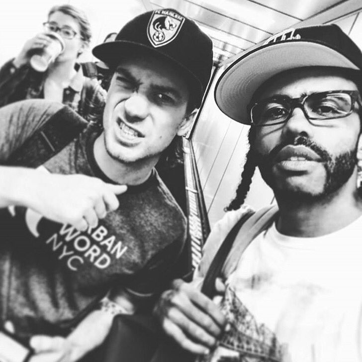 DaveedDiggs's tweet photo. Diggs and Rafa board a plane. @rafaelcasal and #thebrothersdiggs #SOPmob https://t.co/f8pQVFqsgl