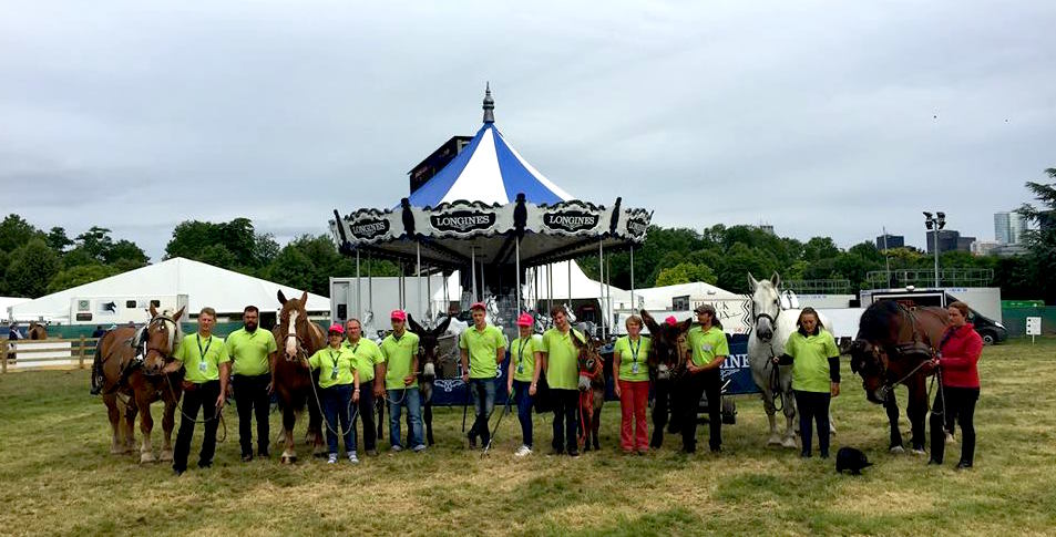 EquidesTravail's tweet photo. Toute l'équipe Energie Cheval au @ParisEiffelJump #LPEJ2016 #Paris #ParisEiffelJumping @LonginesEq #Longines https://t.co/DMZx9HiKjw