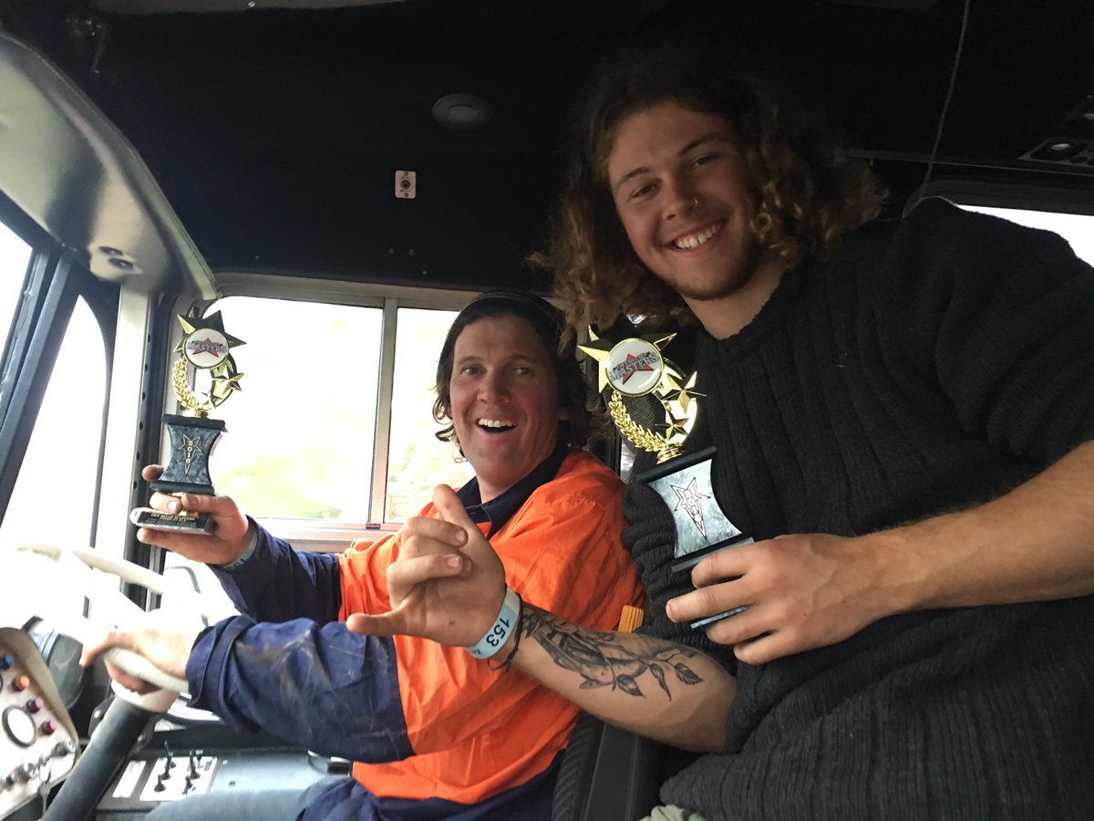 moneyboxracing1's tweet photo. Winners are grinners! 5th overall, 3rd in class. #offroadracing #offroadmasters #glenroyplains https://t.co/gUtbCfbVxv