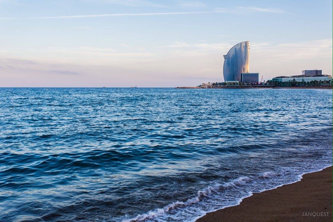 JanquestPhoto's tweet photo. El Mediterráneo • Barcelona https://t.co/6lXHraXU1w