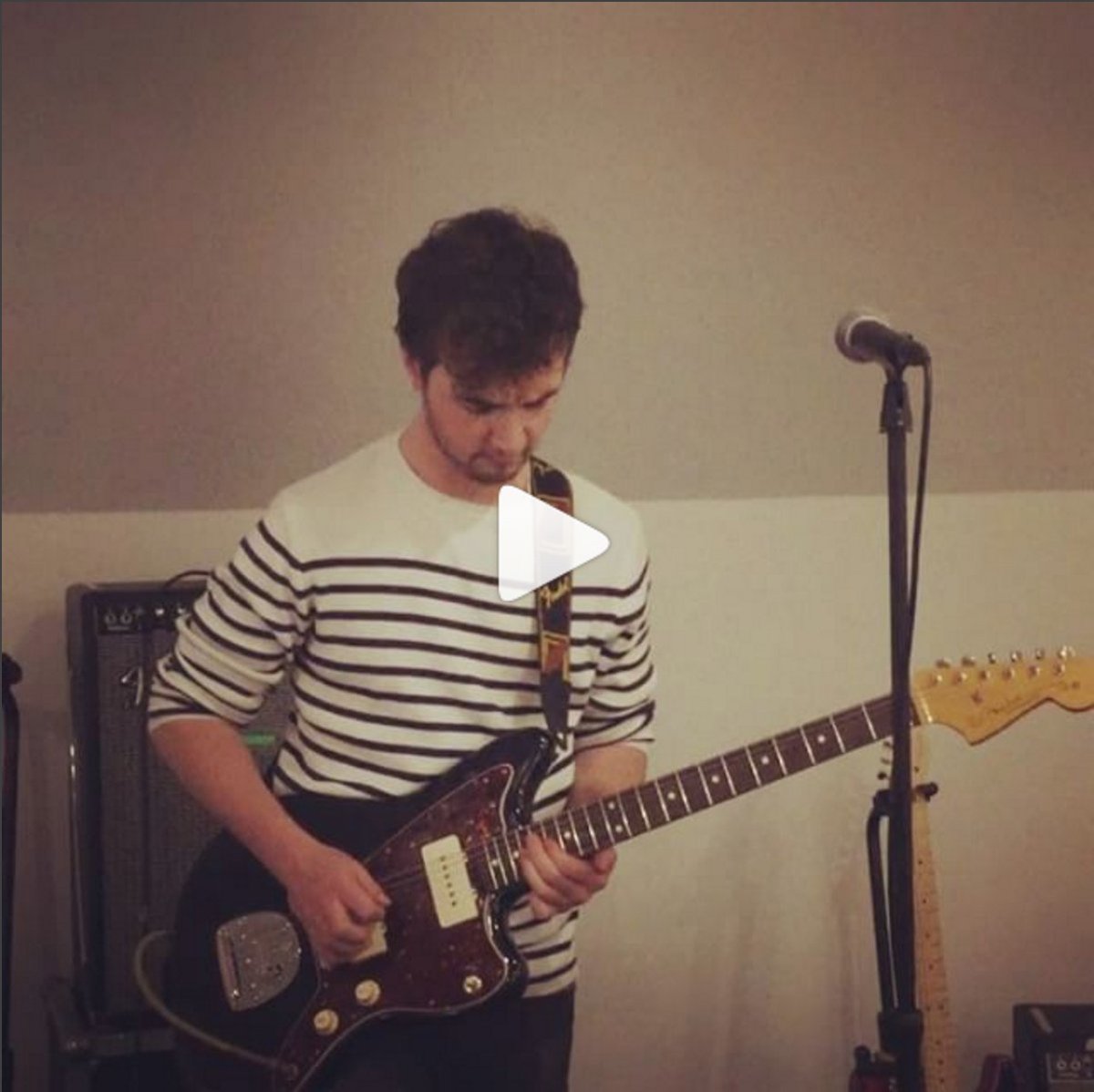 Watch 🎵🎵 -> instagram.com/p/BHSSk2mj2Qf/…