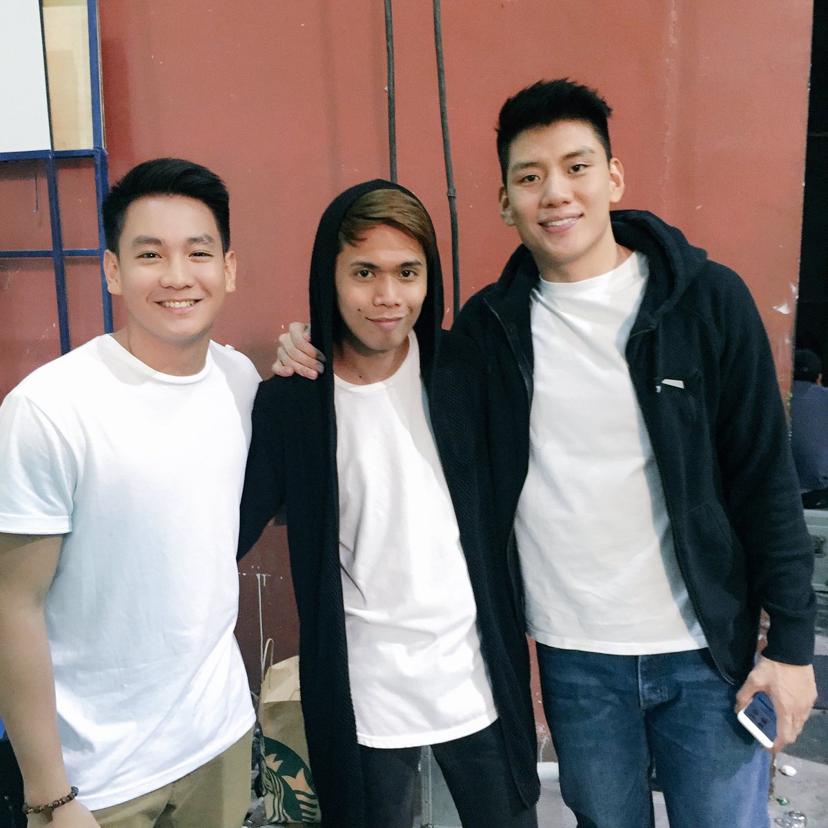 imJORIC's tweet photo. Two of my favorite alaga's 💚 @iamthomastorres @jeronteng @VPlaygroundPH https://t.co/LoBu1PlC4z