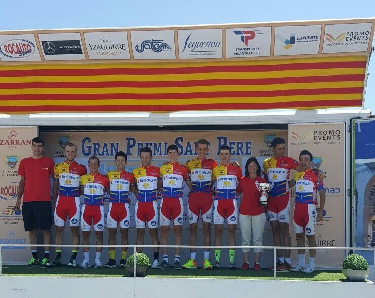 1eros x equipos!!! En la escapada del día <a href="/dani_96_12/">dani santos dorado</a> 5°, <a href="/cocoablock/">joan cocovi</a> 6° y <a href="/MarcRenauMarco/">Marc</a> 9°. El resto de 10!
