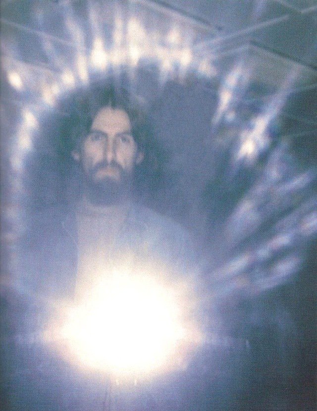 George Harrison on Twitter: "Heaven and hell is right now, right at this  moment. You make it heaven or you make it hell by your actions. #quote  https://t.co/FodxfrItHn" / Twitter