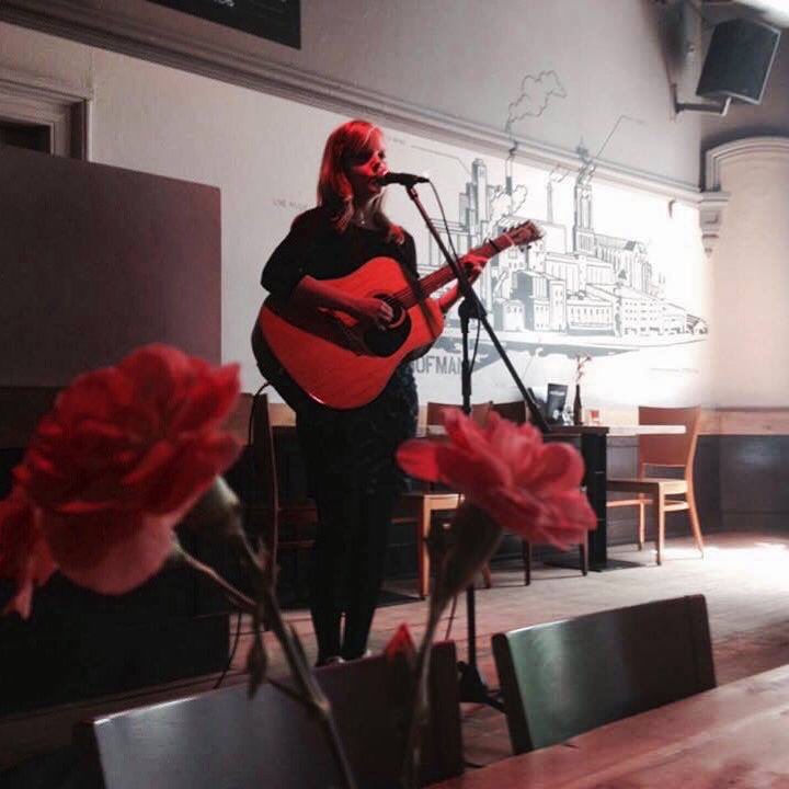 UtrechtAcoustic's tweet photo. Bedankt allemaal voor weer een gezellige editie! We zien je komende zaterdagmiddag weer... https://t.co/BKg6m41Gdb