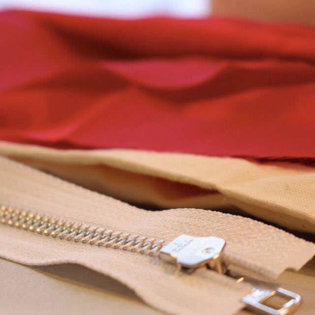 InseamStudios's tweet photo. Whats you favourite place to shop for quality metallic, heavier weight zippers? #class #sewing #patterncutting #gbsb https://t.co/4TDtAQhg0j