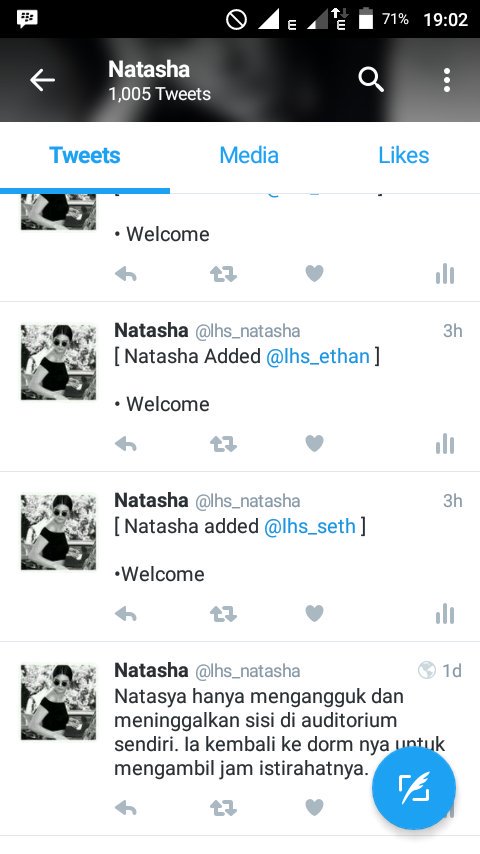babysariel's tweet photo. @lhs_seth // untung saya baik, ga saya hukum kamu =)) https://t.co/wgCv19NEtj