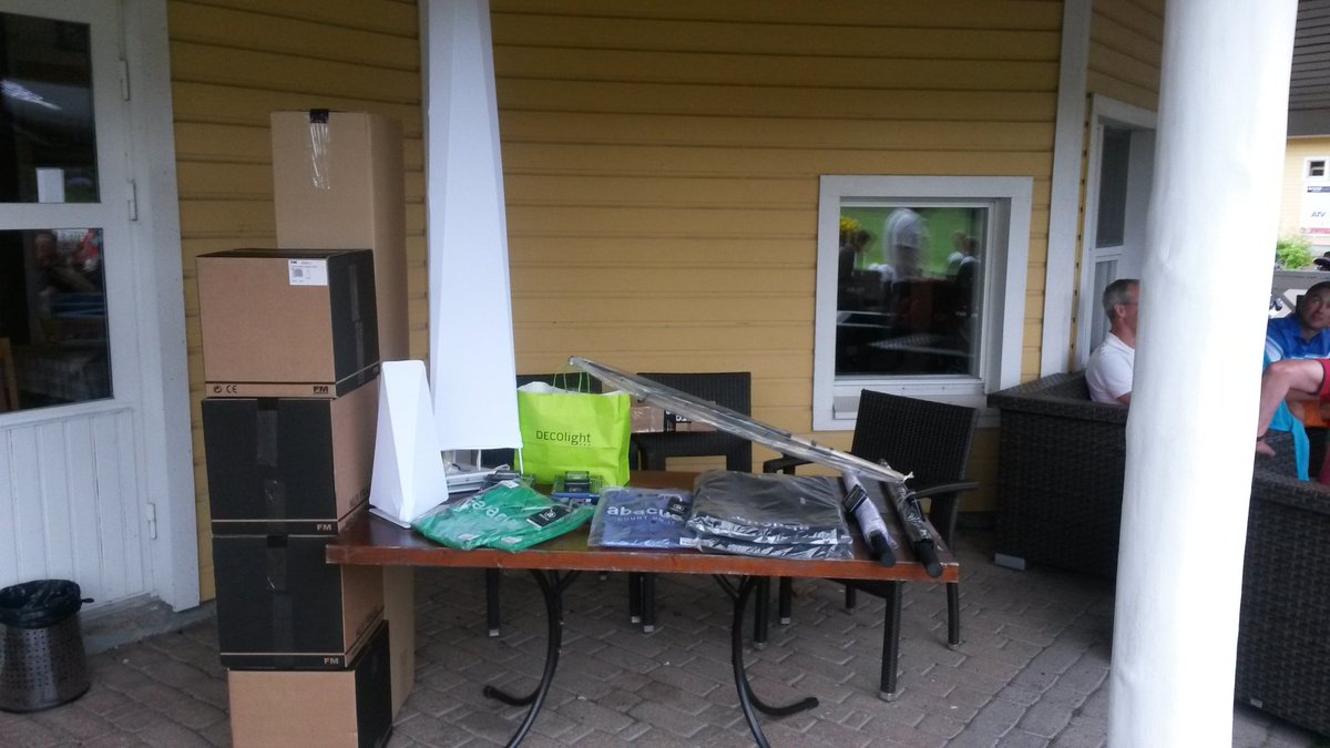 argcgolf's tweet image. Yhteistyökumppanimme Decolight laittoi palkintopöydän koreaksi #argc #golf