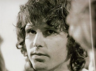 «I see myself as a huge comet, a shooting star (...) Then I'm gone and they won't be able to forget me» Jim Morrison