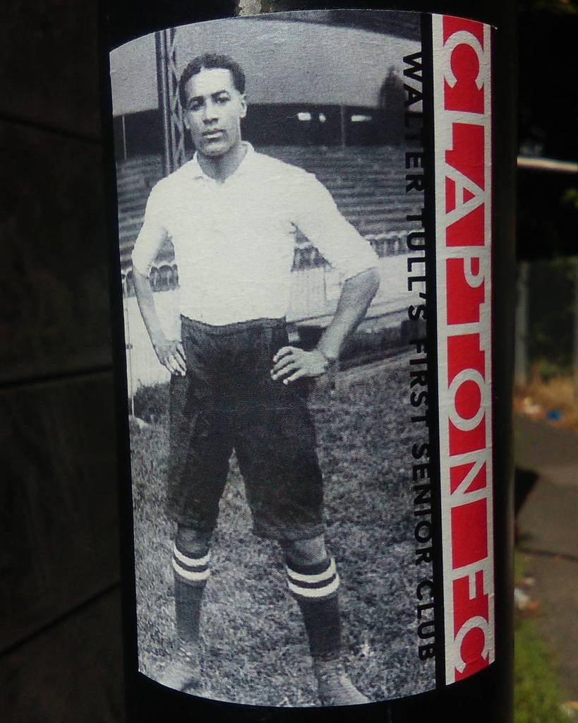 BeautifulGame15's tweet photo. Clapton FC #clapton #claptonfc #claptonultras #ultras #ultrastickers #ultrasticker #footba… https://t.co/BKkFFAw1Lw https://t.co/dKU2HPROqD