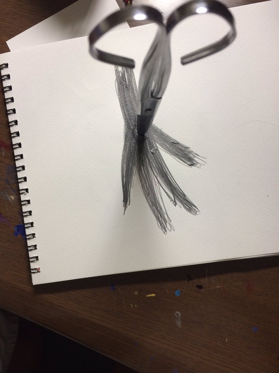 R_____AKI_'s tweet photo. 久々に絵を描いた https://t.co/J0mkNxsdOF