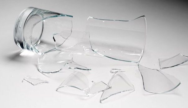 Un verre cassé qui se répare tout seul, incroyable non ? optique