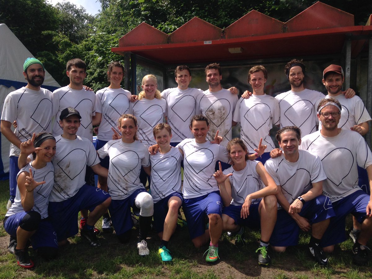 Letztes Spiel geht mit 12:10 an <a href="/endzonis/">endzonis</a> #xdm16 Dankeschön Kiel, ihr habt das super organisiert!