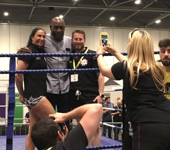 NOW: Meet at <a href="/frankbrunoboxer/">Frank Bruno MBE 🇬🇧</a> in the combat ring #WPSUK