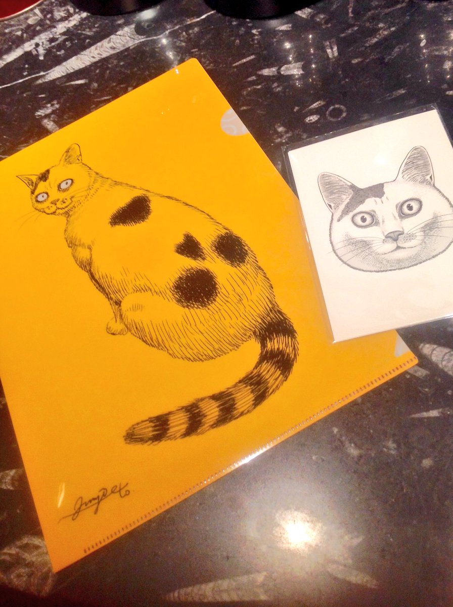 シャトンルージュ オーナー時短営業中 Twitter पर チャリティグッズ 2 ホラー漫画家 富江 うずまき よん むー の伊藤潤二先生 Junjiitofficial クリアファイル ポストカード2枚セッ 1000円 トートバッグsピンク缶バッチ付 00円 シャトンルージュ オーナー時短営業中 Twitter पर チャリティグッズ 2 ホラー漫画家 富江 うずまき よん むー の伊藤潤二先生 Junjiitofficial クリアファイル ポストカード2枚セッ 1000円 トートバッグsピンク缶バッチ付 00円