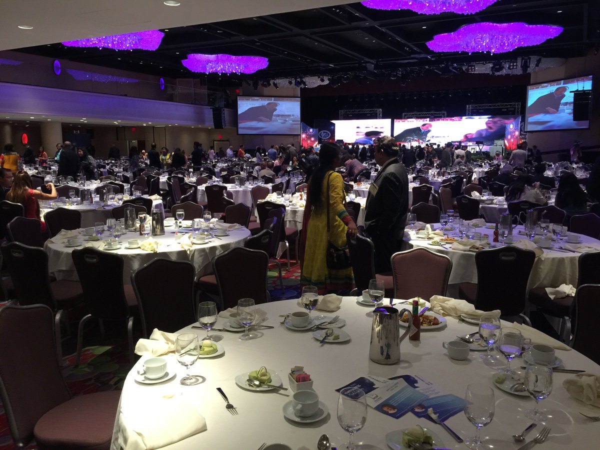 sanjaysehgal's tweet photo. Today Daaji is addressing doctors of Indian origin in America at noon est. #heartfulness #aapiconvention https://t.co/v1zGDQ4t59