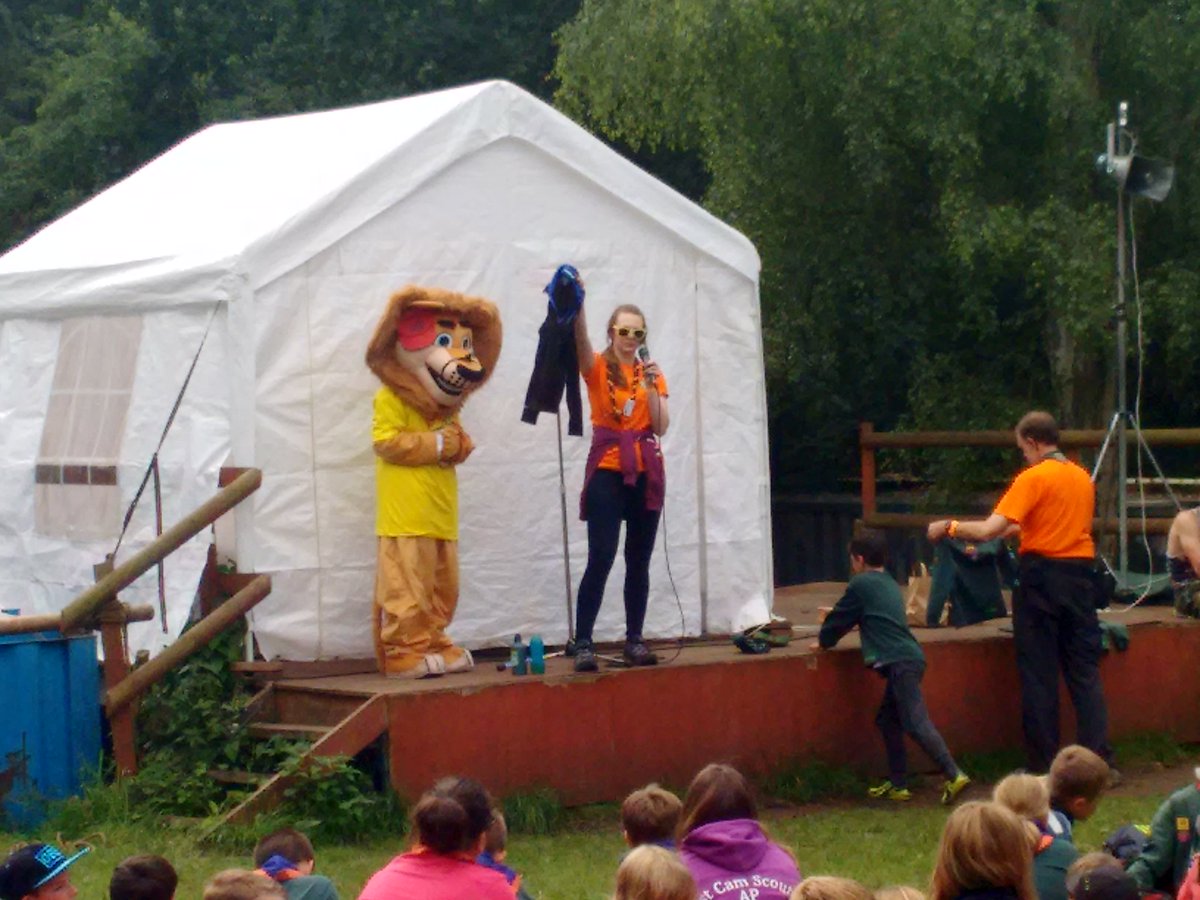 Glos Cubs 100 tweet media