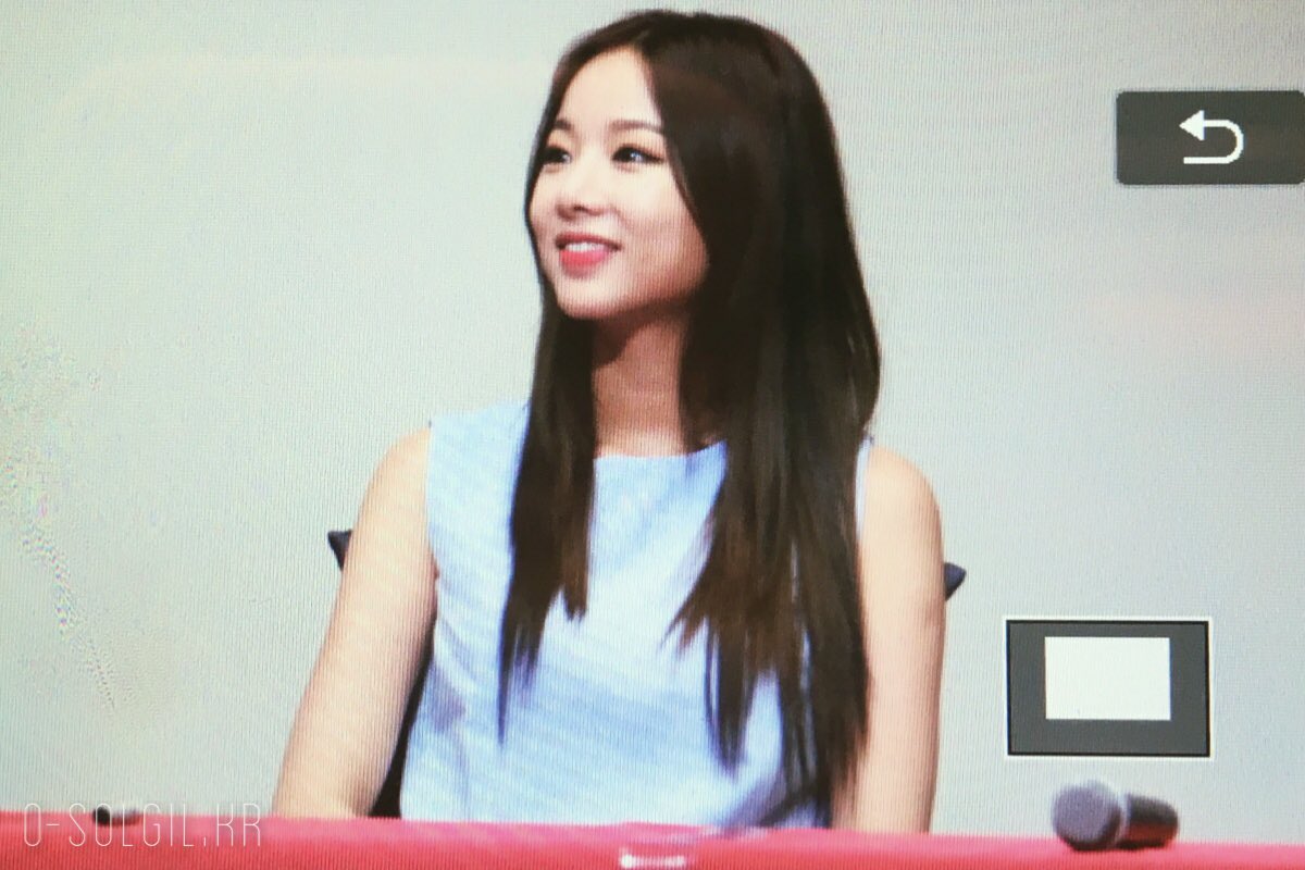 o_solgil's tweet photo. 160703 인천 팬싸인회 프리뷰 #EXID #솔지 #SOLJI @EXIDofficial 💗💗💗 https://t.co/7ForIuZDa8