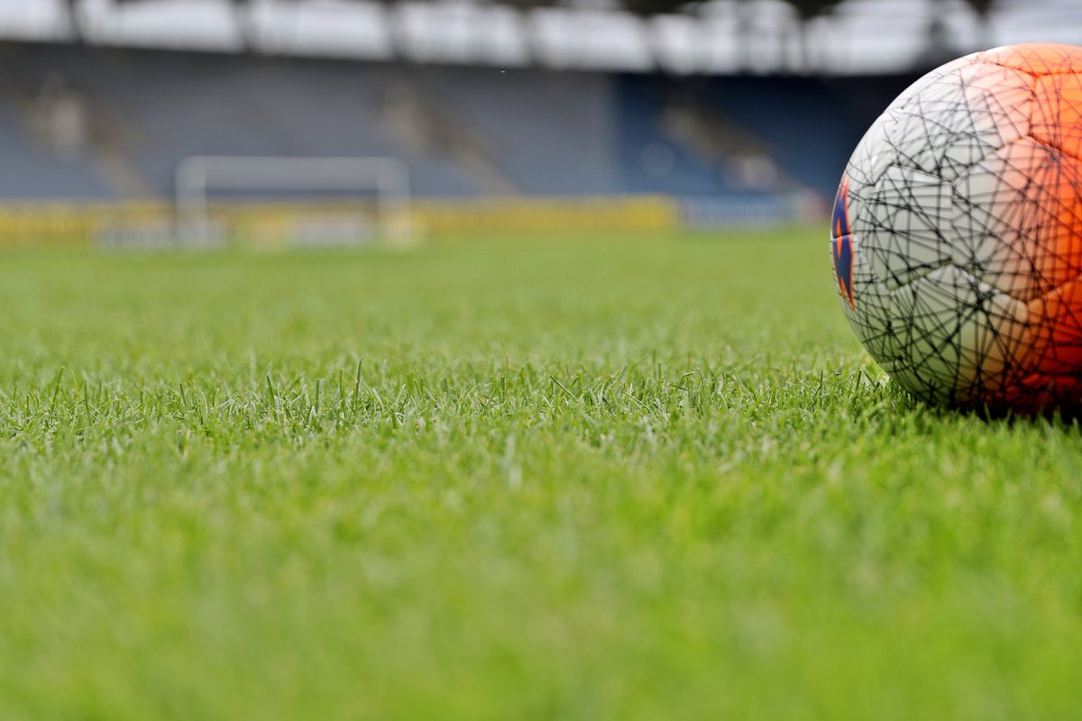 SKSturm's tweet photo. Weiter geht's mit der zweiten Halbzeit! #Spendlhofer nun statt #Maresic. (46.) #sturmgraz #meineLeidenschaft #stuce https://t.co/ezTZ2MMRij