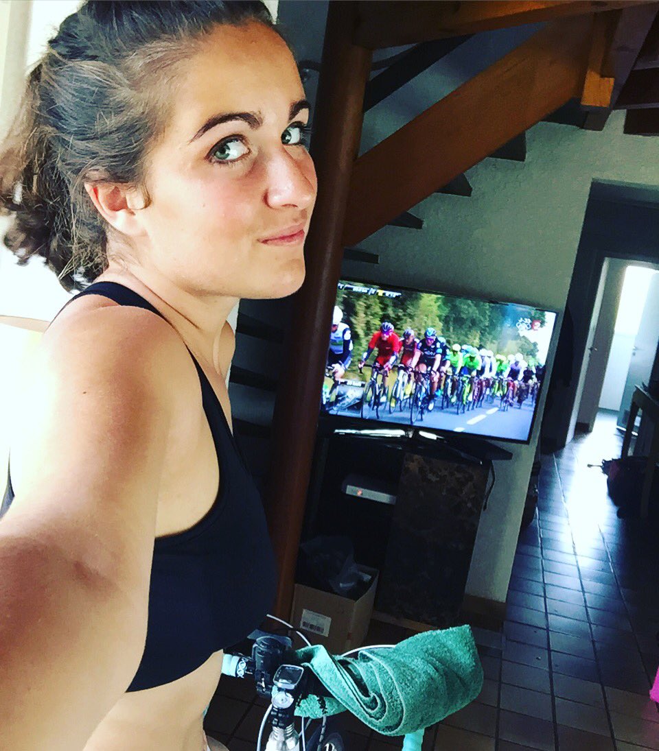 ninadu40's tweet photo. #hometrainer #cycling #TDF #TDF2016 #Fan #hysterical #GoSagan https://t.co/77n73wQDVa