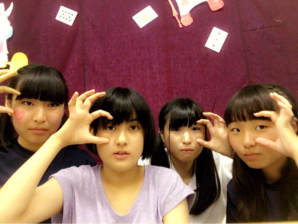 HoMiYuYu's tweet photo. みっかかんぶんかさいおつかれ！
はじめてのこーこーのぶんかさいだったけど、めっちゃたのしかった！
こっからまたじゅぎょーにはいるのまじつらいけど、だんけつもふかまったし、みんなでがんばろー！���
んで、もっとおもいでつくろ！ https://t.co/yk6owe350n