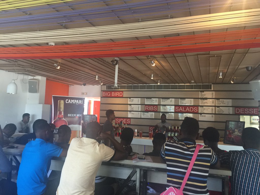 iamnanayaw18's tweet photo. #CampariMasterClass #yardbird @BARTENDERS_GH - A section of the Members at the #MasterClass https://t.co/YRC5tpPaDp