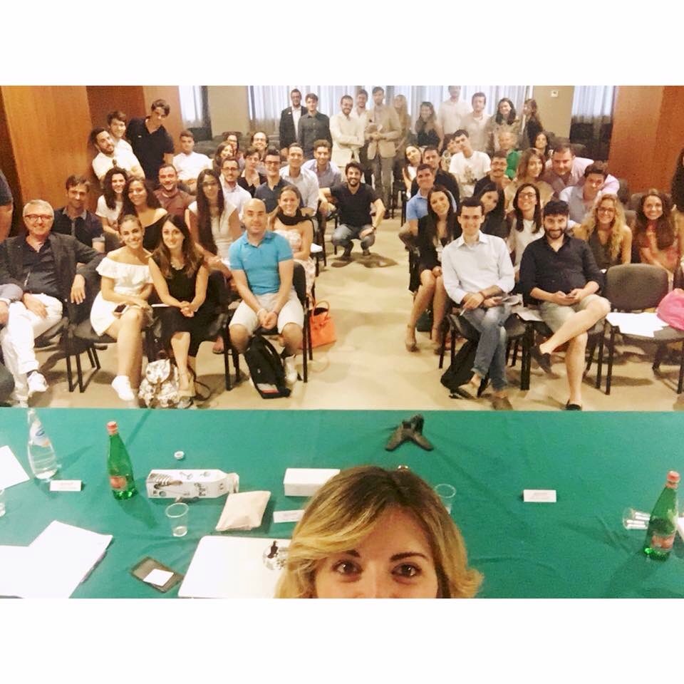 Rotaract_2080's tweet photo. Prima Assemblea Distrettuale a.s. 2016/2017! In bocca al lupo a tuttiπͺ #helptoshapethefuture #rotaract2080 https://t.co/b1EHDur6E1