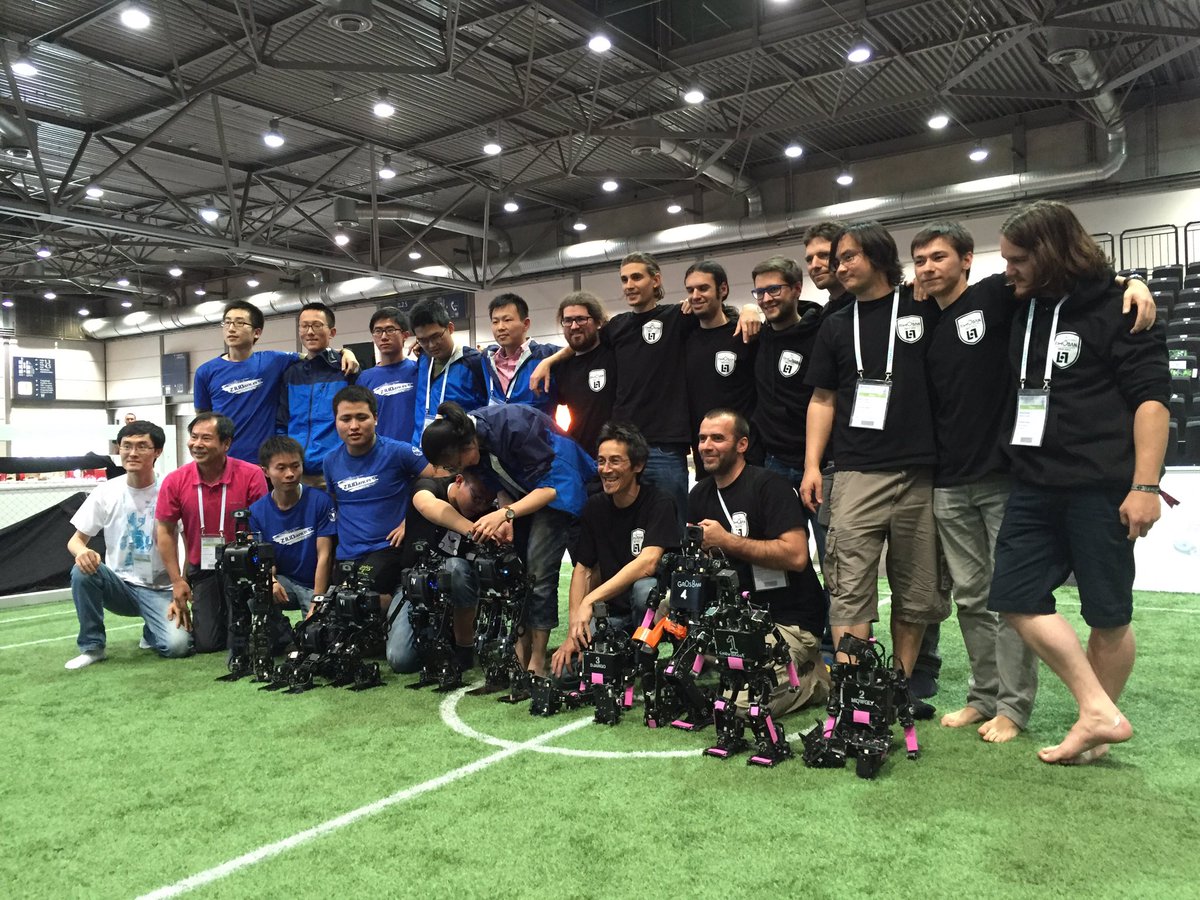 Rhoban champions du monde #robocup2016 <a href="/univbordeaux/">Université de Bordeaux</a> @mtunondelara <a href="/IUT_de_Bordeaux/">IUT de Bordeaux</a> @iutInfoBdx <a href="/fondationbxuniv/">Fondation Bordeaux Université</a>