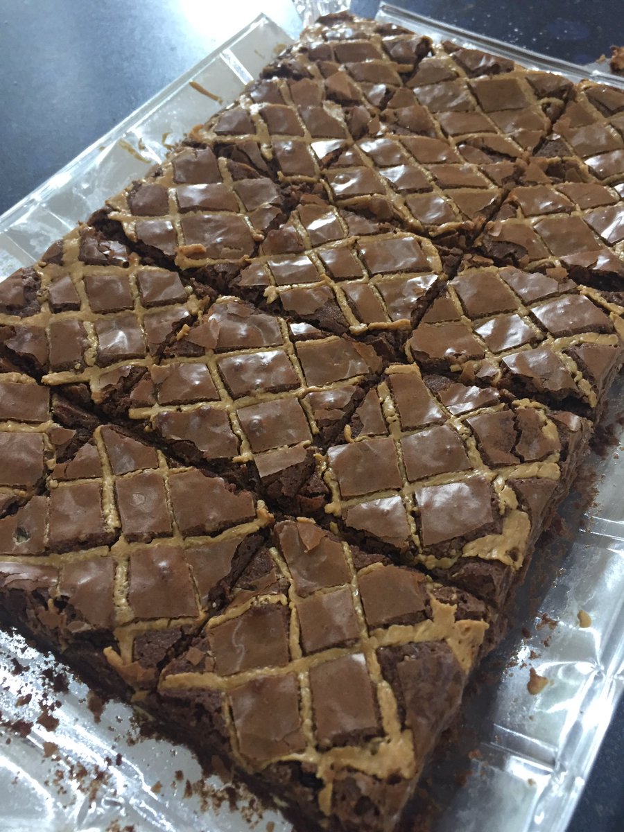 jaibakes's tweet photo. Classic peanut butter brownies #summerfetebaking https://t.co/Ehuut0yp05