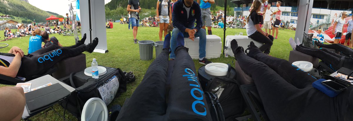 agmtriatlon's tweet photo. Probando nuevas tecnicas de recuperacion con @AquiloSports en @mdolomites, #cryocompression #mdd30 https://t.co/uaFJYIhoCl