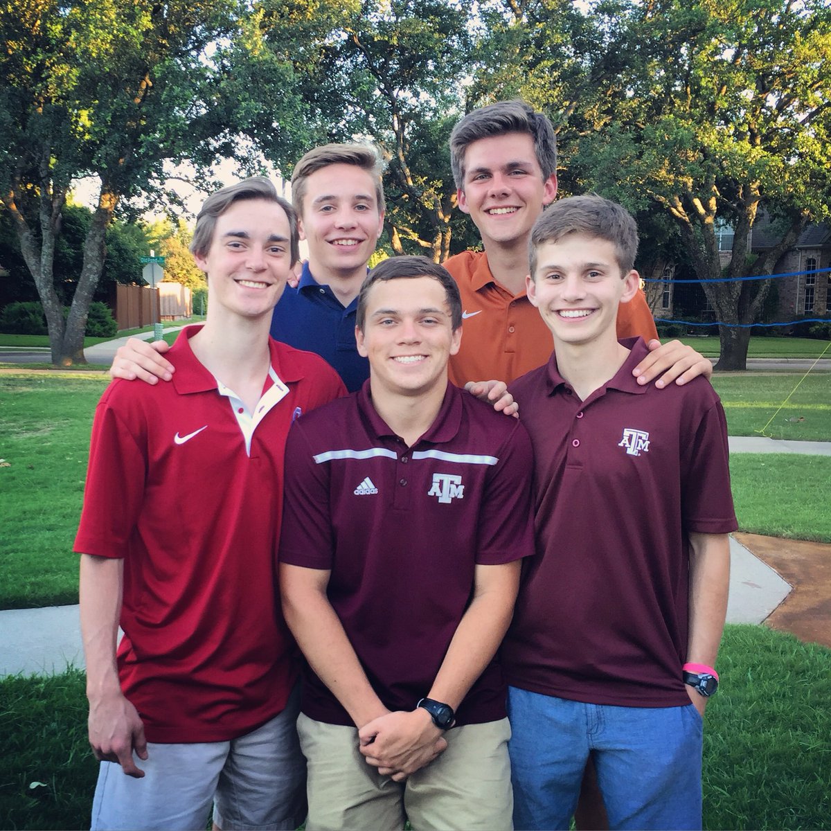patrickmorris21's tweet photo. hbd Ausitn @austinjacobs0 https://t.co/E1JdYK85iq