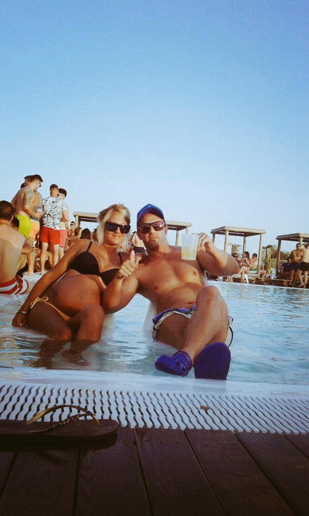 MigueLitoLeon13's tweet photo. Peaso dia en @elpalmar12 @CadizFiestera @Origenclub https://t.co/1MVkJ3QJOC