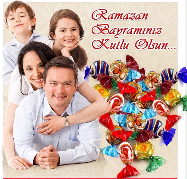 Sevdikleriniz ve
sevenleriniz ile birlikte
mutlu bir bayram
geçirmenizi dileriz.