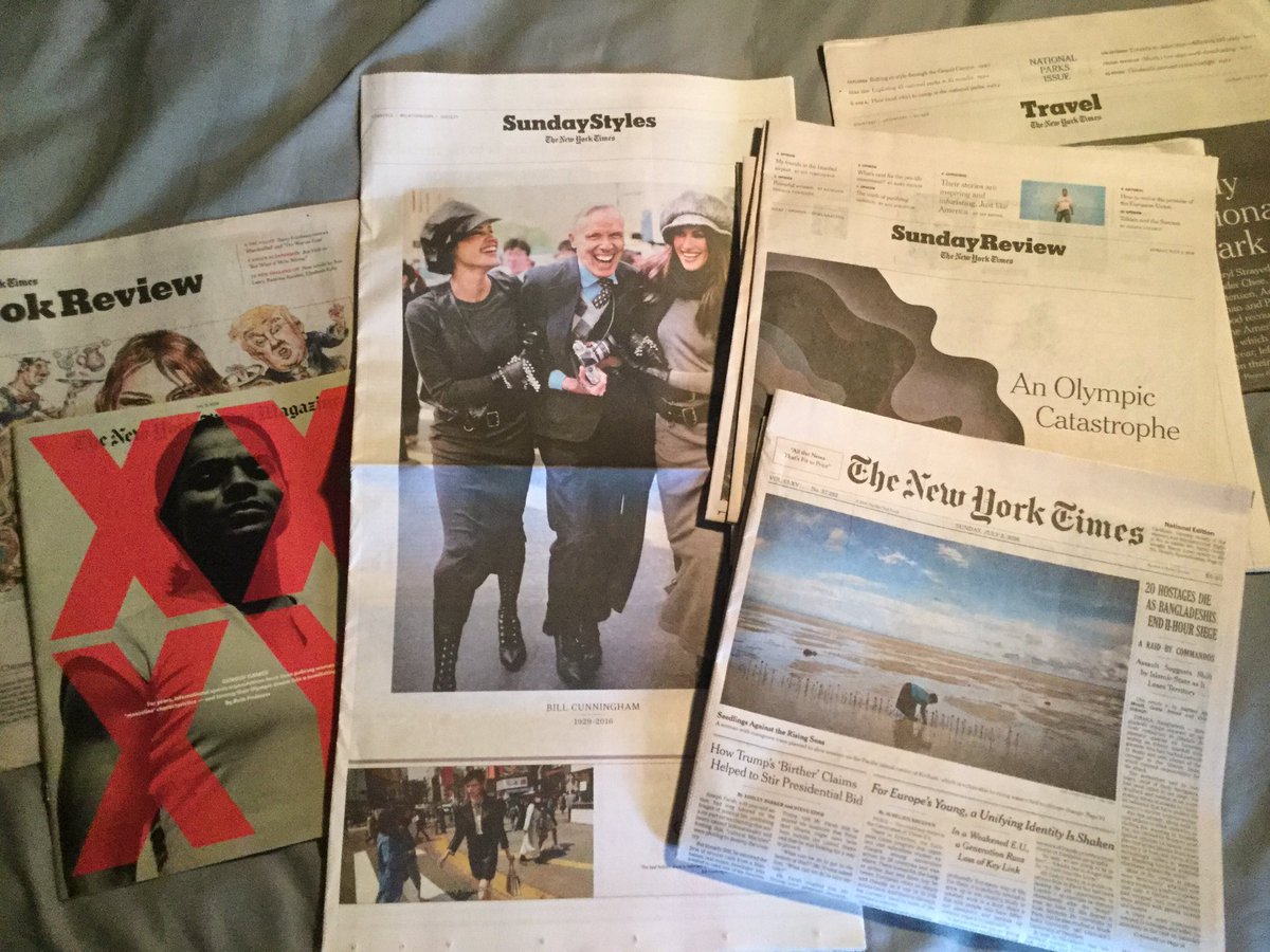 franster23's tweet photo. Sunday morning, RIP Bill Cunningham... #SundayMorning #nytimes #RIPBillCunningham https://t.co/FyemopgAgd