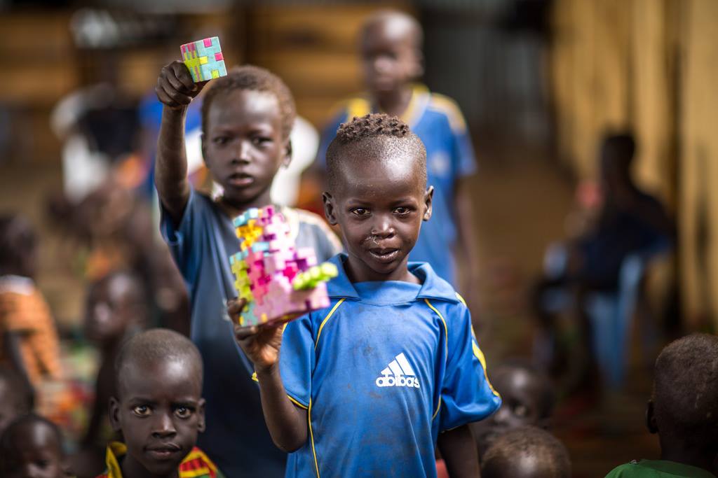 UNICEF's tweet image. #SouthSudan refugee children play at a child-friendly space in #Ethiopia @UNICEFEthiopia